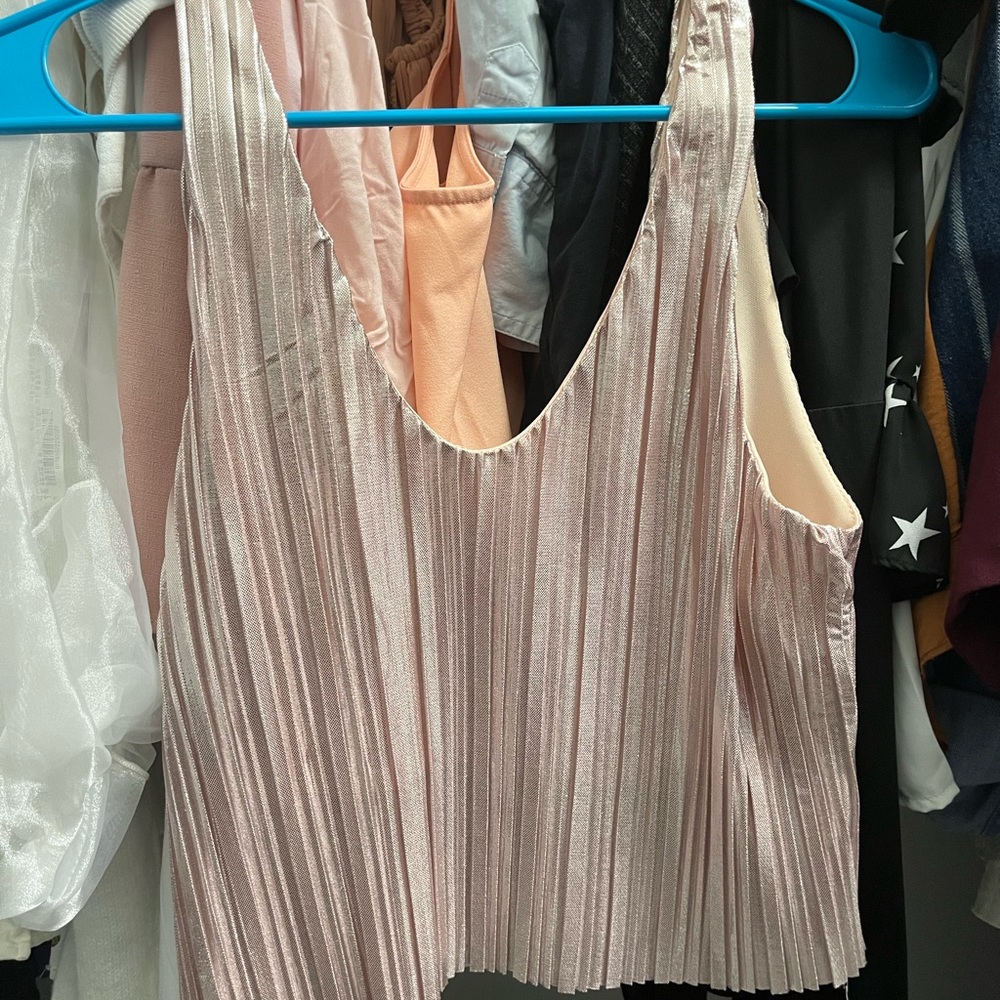 Forever 21 Rose Gold Metallic Pleated Satin Tank Top Size S Y2K Party